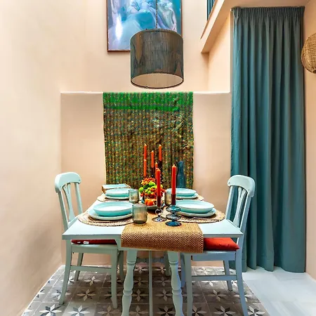 Appartement Romantic Rooftop With Stunning Sea And Mountain Views